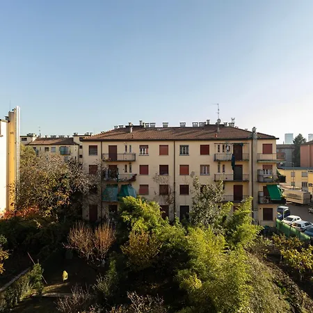 Splendido Trilocale In Bovisa * Milánó