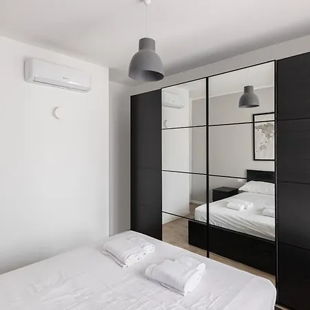 Apartman Splendido Trilocale In Bovisa *