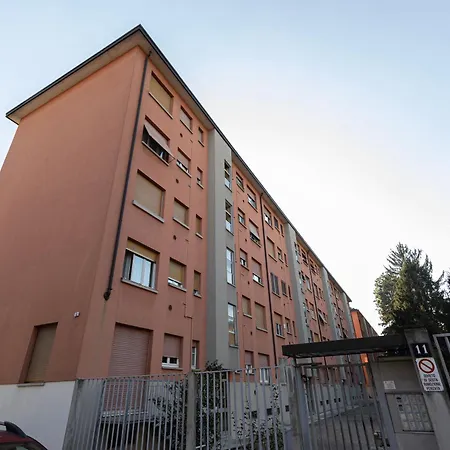 Splendido Trilocale In Bovisa * Milánó